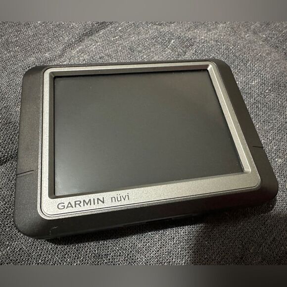 Garmin nüvi 270 GPS Navigator with Charger – As Is - Picture 15 of 17